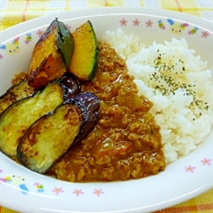 夏のキーマカレー☆なすとかぼちゃの焼き野菜添え